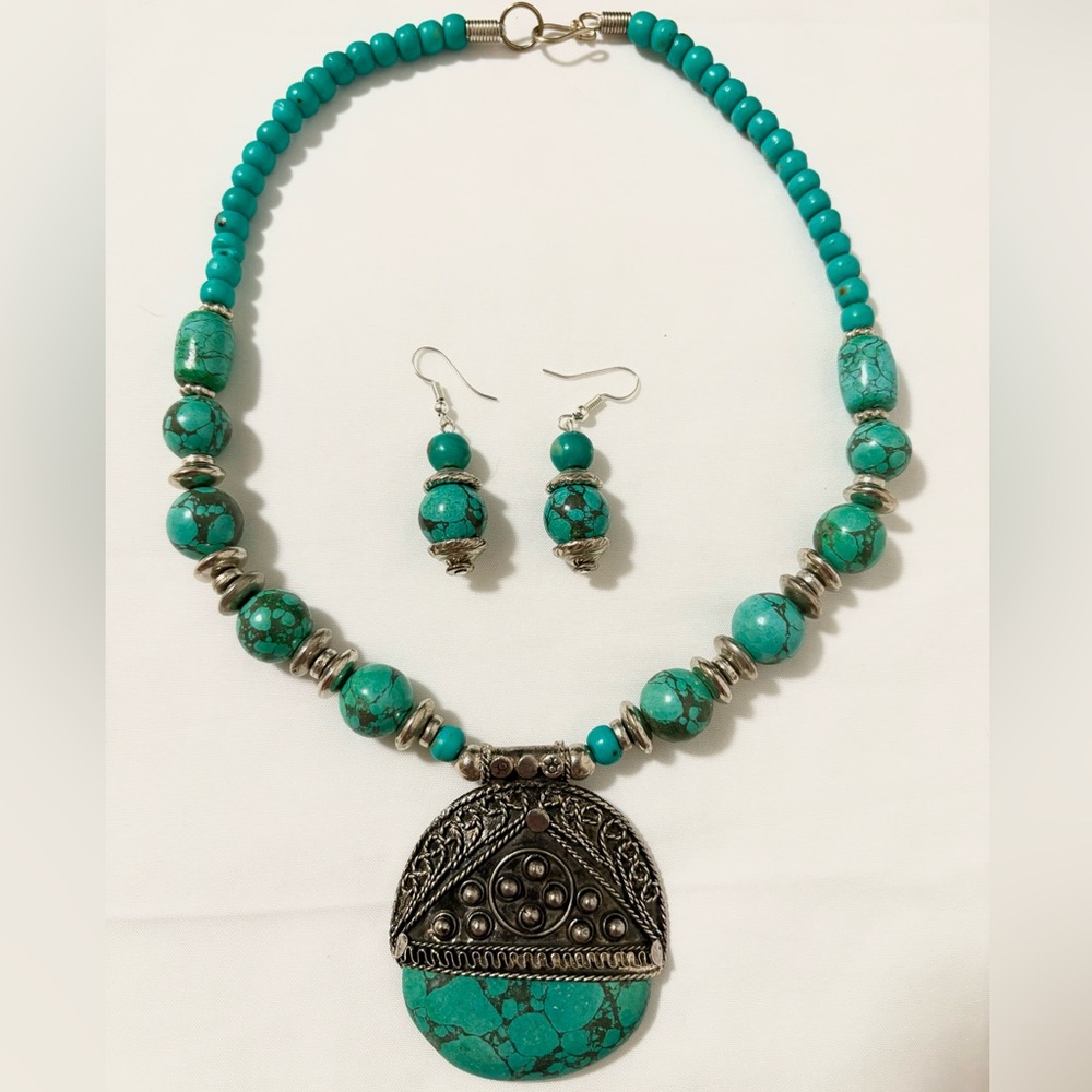 Handmade Tibetan Necklace Earring set